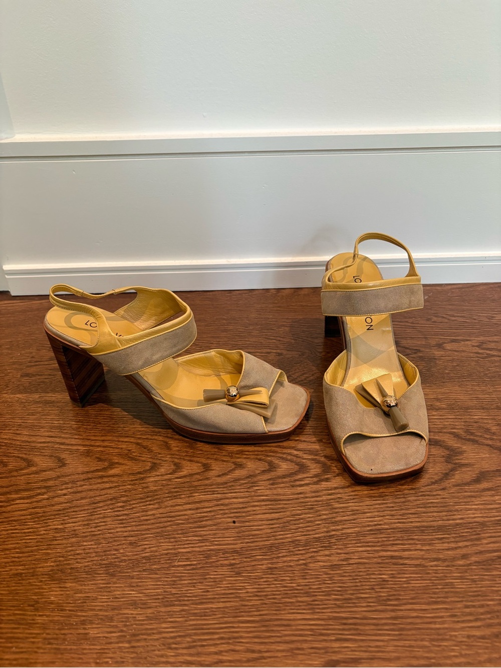Louis Vuitton Heeled sandals